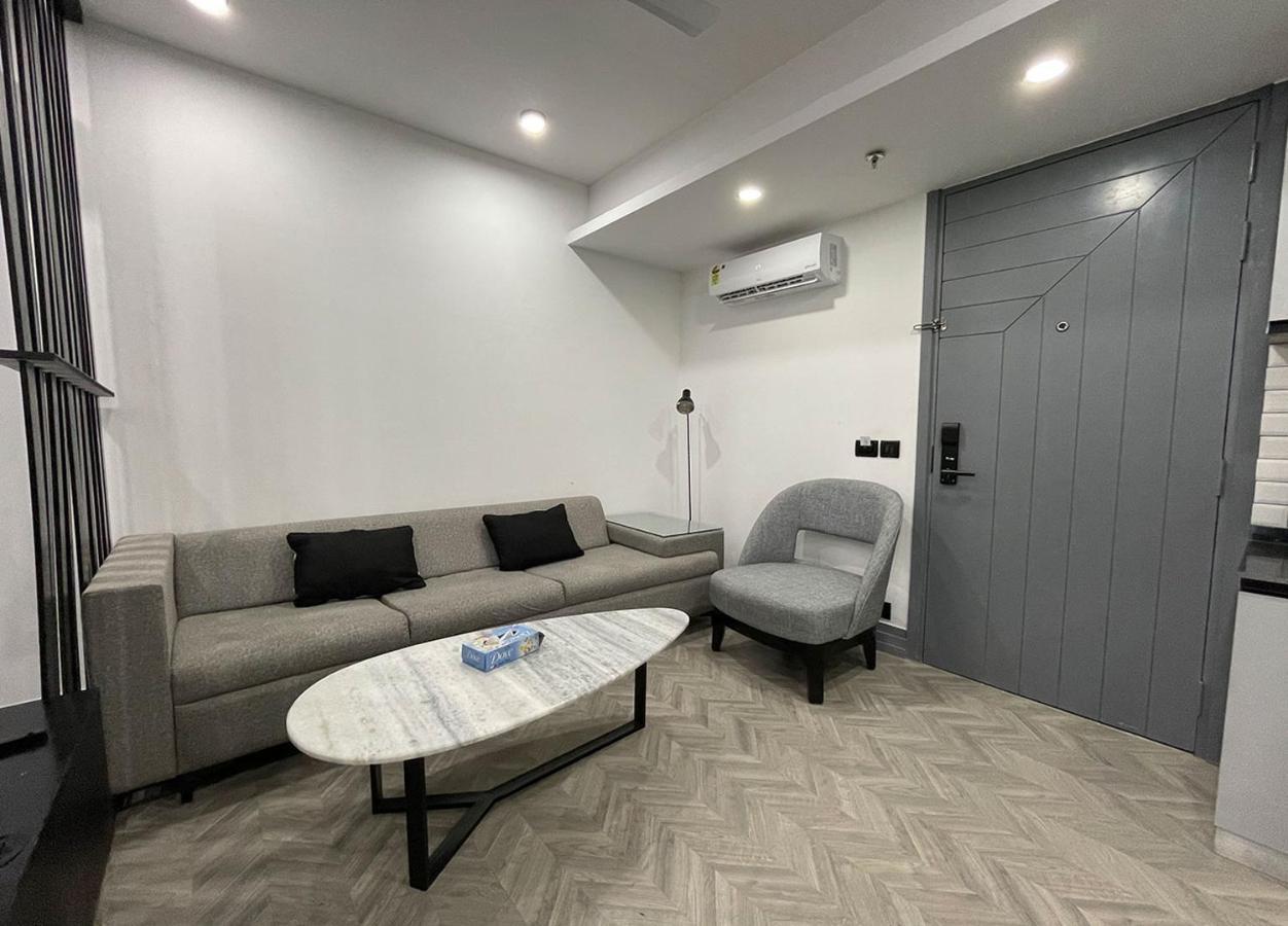 Bedchambers Serviced Apartments - Cyber City 古尔冈 外观 照片