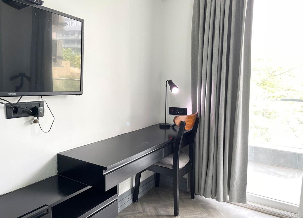 Bedchambers Serviced Apartments - Cyber City 古尔冈 外观 照片