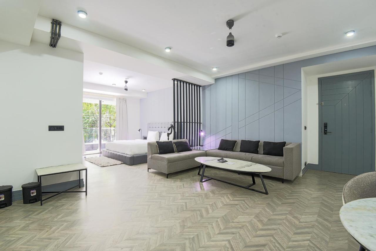 Bedchambers Serviced Apartments - Cyber City 古尔冈 外观 照片