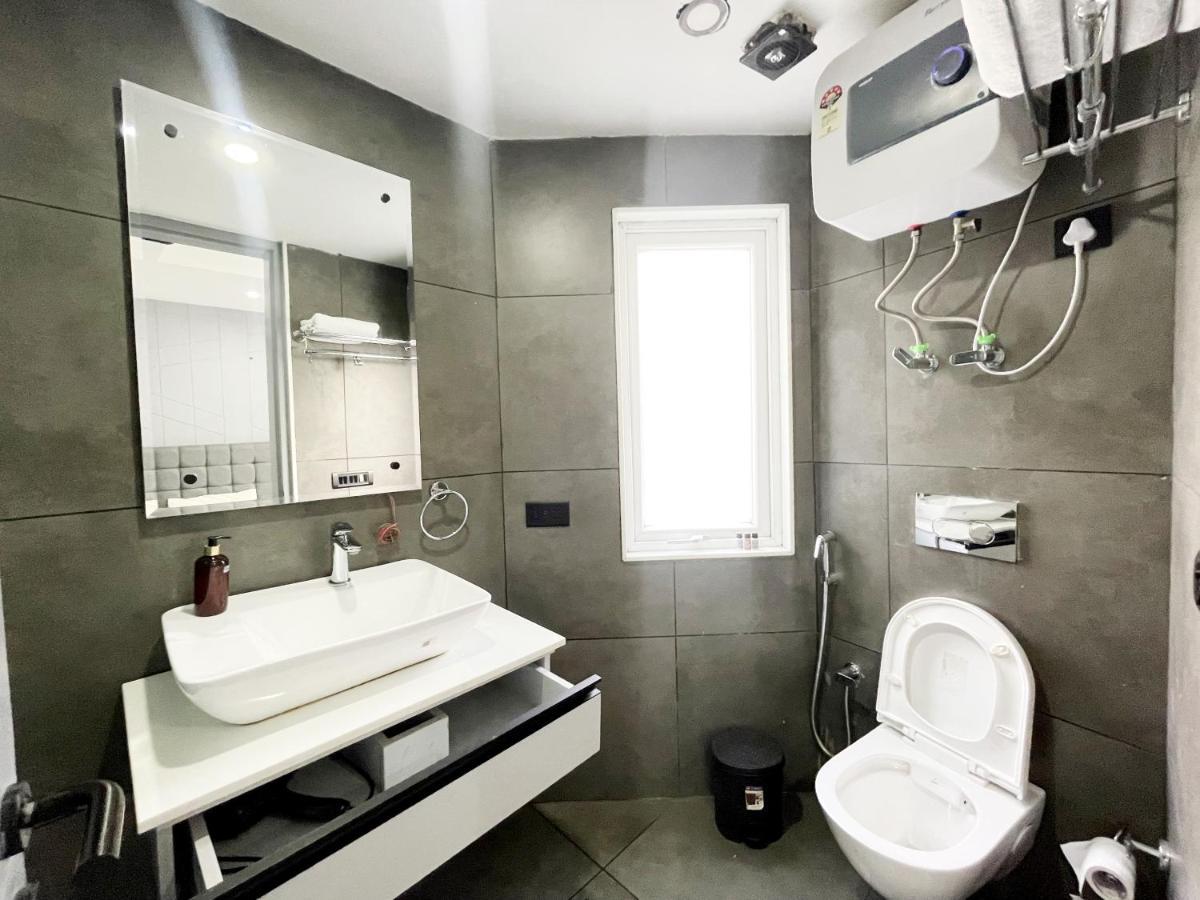 Bedchambers Serviced Apartments - Cyber City 古尔冈 外观 照片