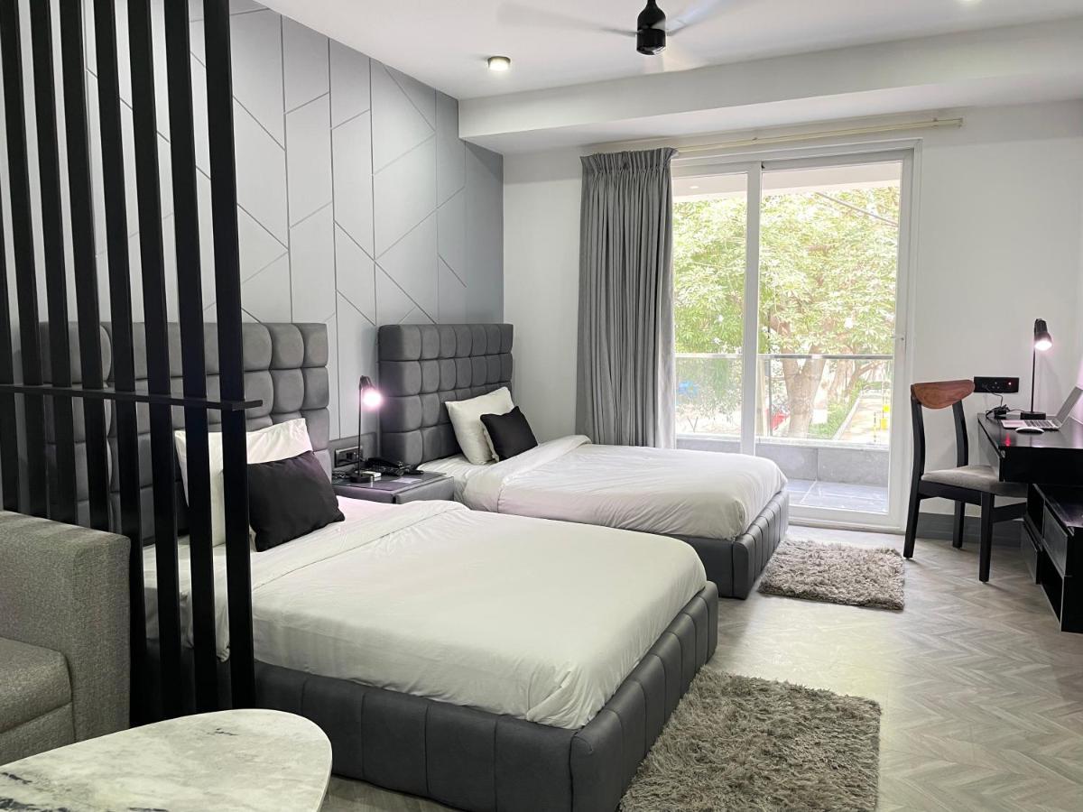 Bedchambers Serviced Apartments - Cyber City 古尔冈 外观 照片